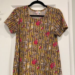 Lularoe carly dress